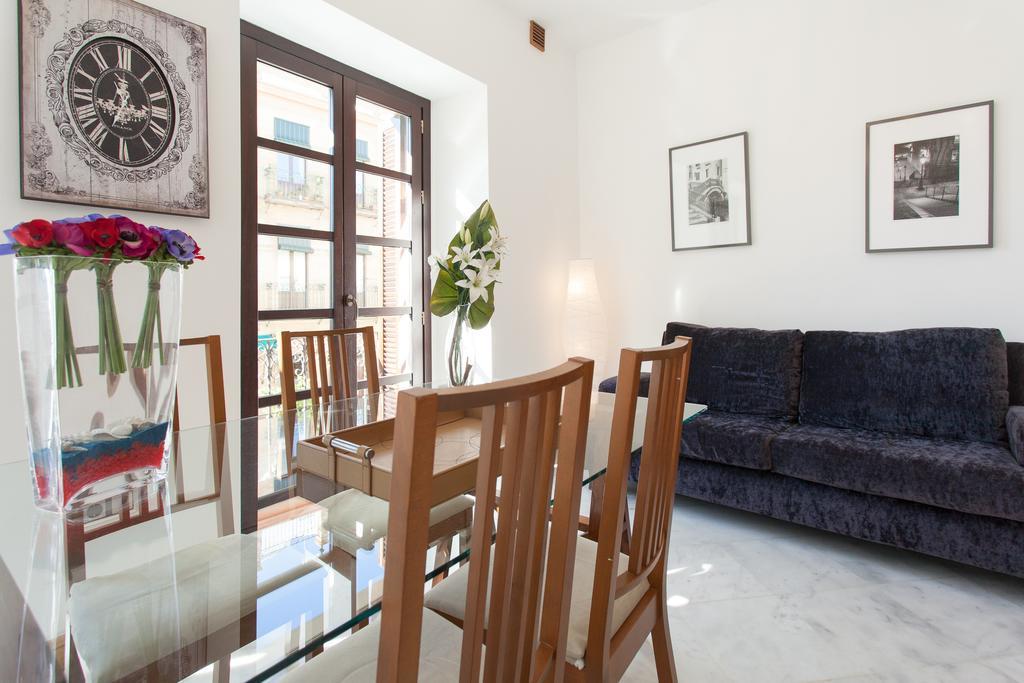 Holi-Rent Castilla Seville Ngoại thất bức ảnh