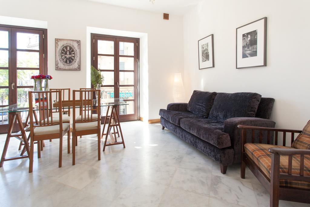 Holi-Rent Castilla Seville Ngoại thất bức ảnh
